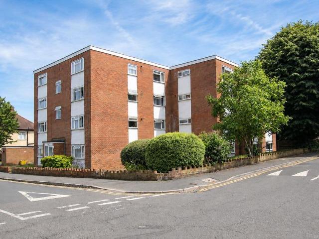 Flat for rent in Wallington, Greater London