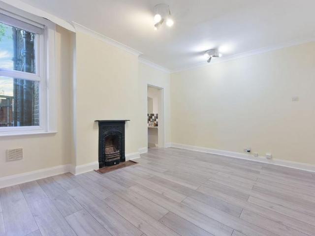 Apartment for rent in London Borough of Croydon, Selhurst