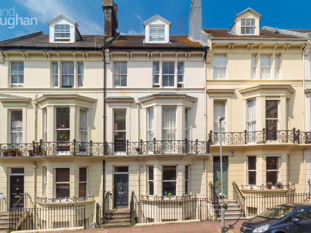 Flat for rent in Brunswick, Brighton & Hove