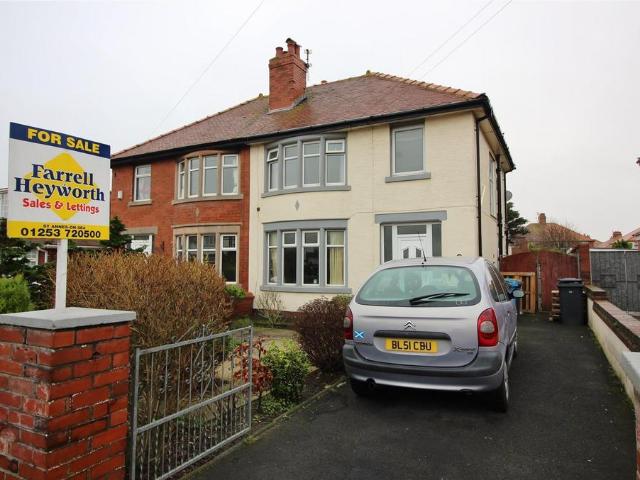Flat for rent in St Annes, Fylde