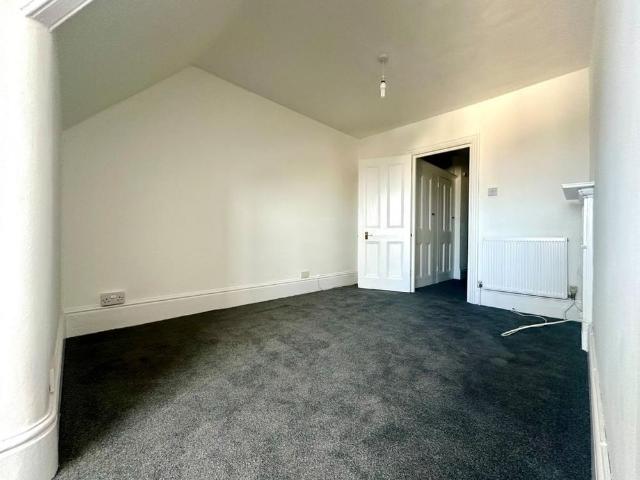 Apartment for rent in Cliftonville West, Acol