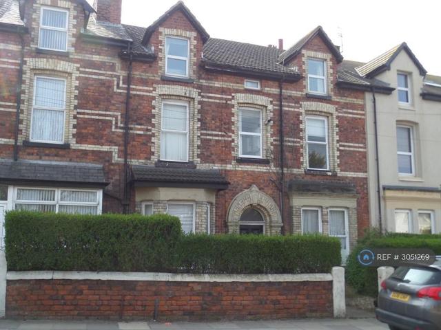 Flat for rent in Great Crosby, Sefton