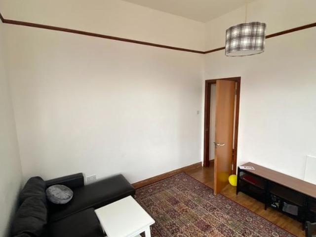 Apartment for rent in Glenburn, Scotland