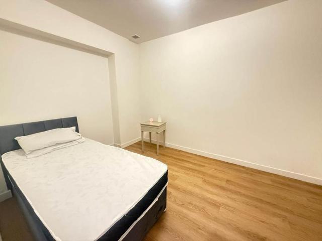 Apartment for rent in Cowley, Greater London