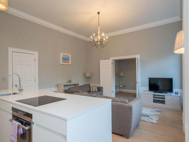 Apartment for rent in New Town, Scotland