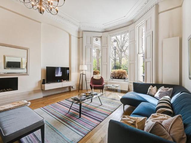 Apartment for rent in South Kensington, Greater London