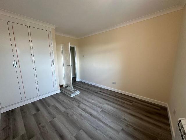 Apartment for rent in St Anthony's Hill, Eastbourne