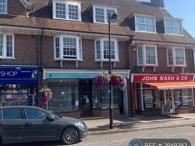 Flat for rent in Amersham