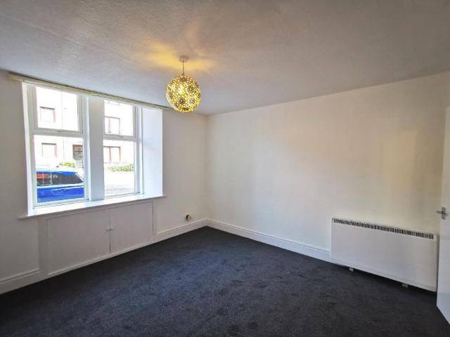 Apartment for rent in Law, Scotland