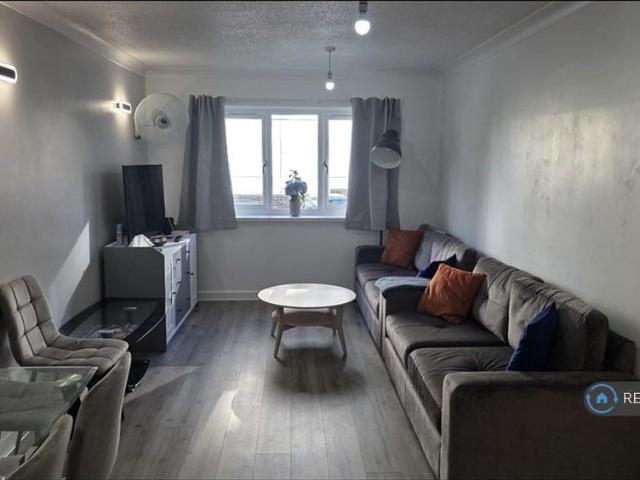 Apartment for rent in Park Central, Birmingham