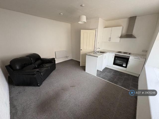 Flat for rent in Foxhall, Blackpool