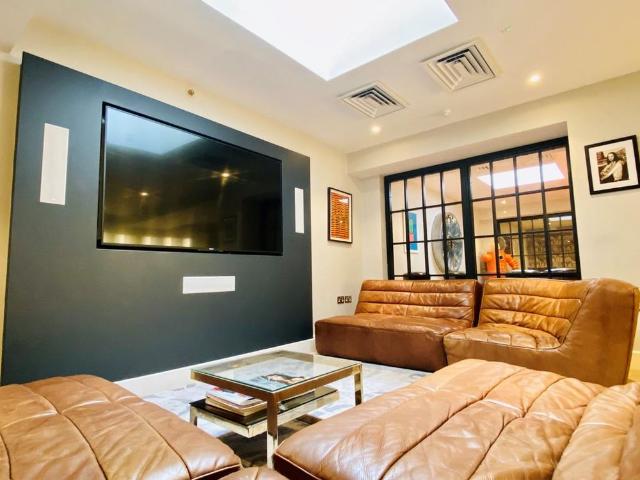 Apartment for rent in London Borough of Croydon, Waddon