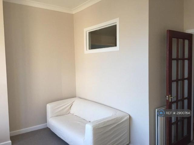 Apartment for rent in Haghill, Scotland