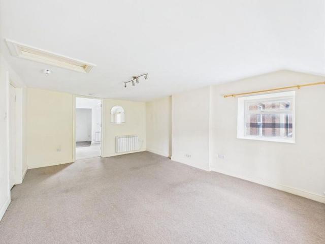 Apartment for rent in Puzzle Gardens, Derbyshire Dales