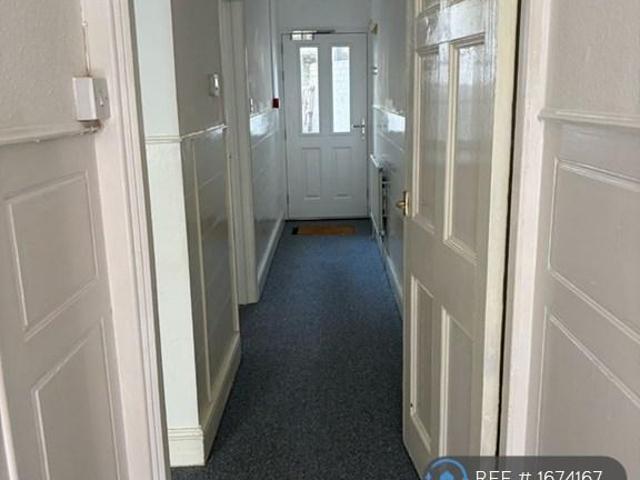 Flat for rent in Highweek, Bridford