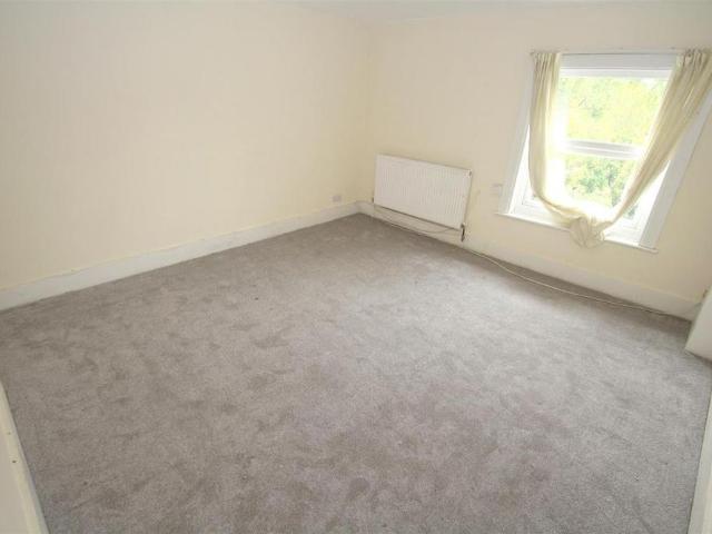 Apartment for rent in Ringlestone, Midway