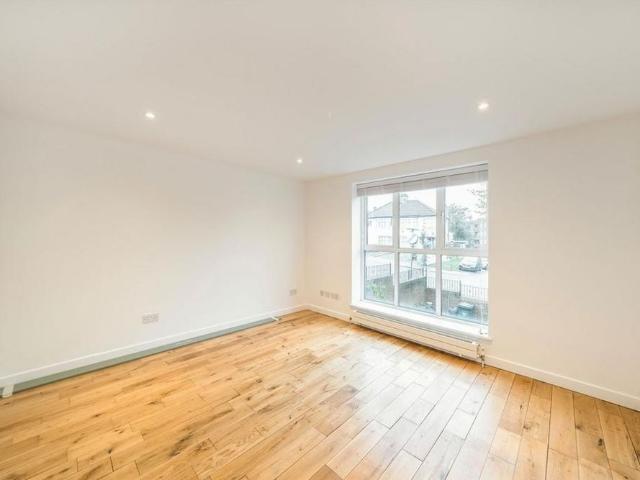 Apartment for rent in London Borough of Barnet, Greater London