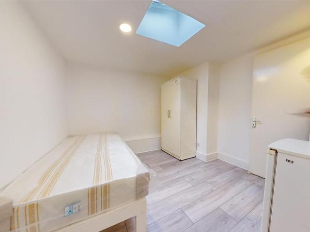 Flat for rent in Cat Hill, Isle Of Man