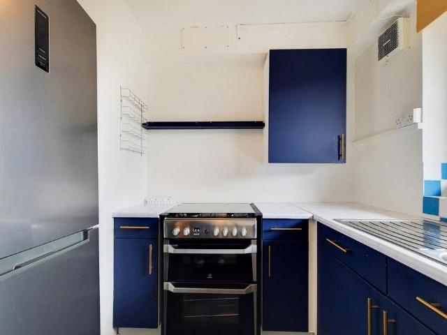 Flat for rent in London Borough of Lewisham, New Cross