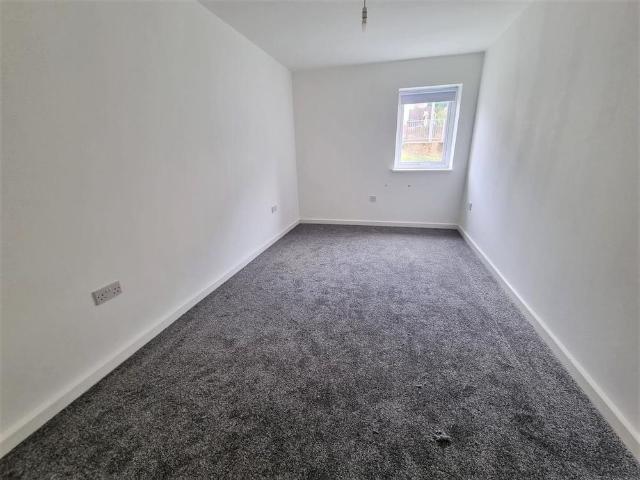 Apartment for rent in Ladyhill, Wales