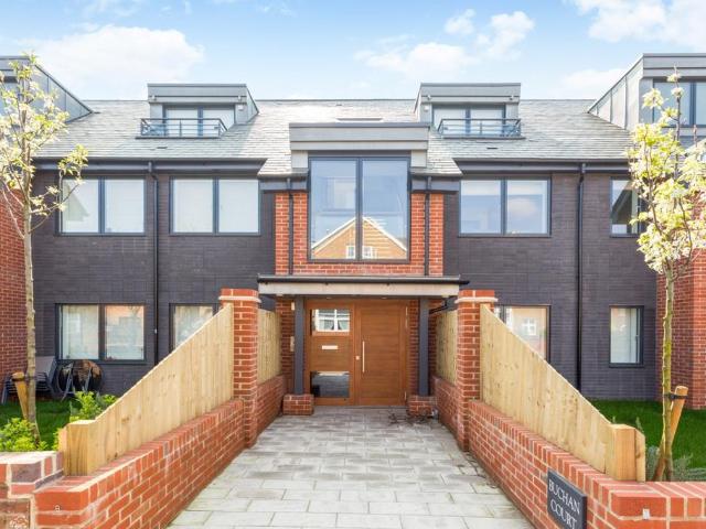 Flat for rent in New Town, Horsham