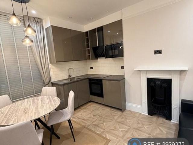 Flat for rent in Westminster, Greater London