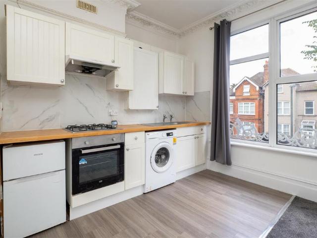 Flat for rent in Greater London