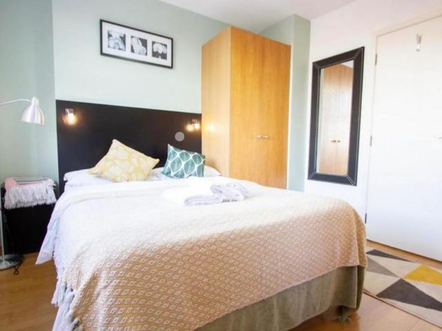 Studio for rent in London, Isle Of Man