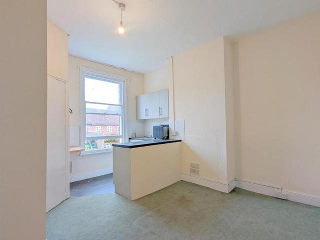 Apartment for rent in Forthampton, Worcestershire