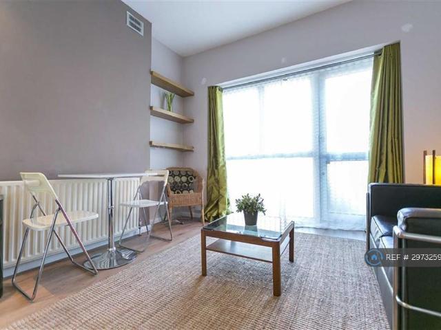 Flat for rent in Kentish Town, Greater London