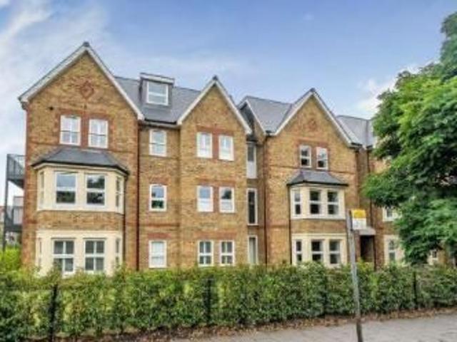 Apartment for rent in Penge, Greater London
