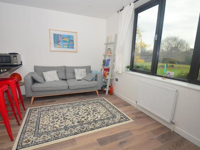 Apartment for rent in Epsom, Epsom and Ewell