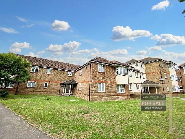 Flat for rent in London Borough of Hounslow, Greater London