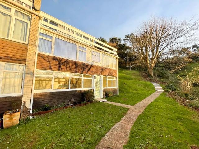 Apartment for rent in St Loyes, Watergate