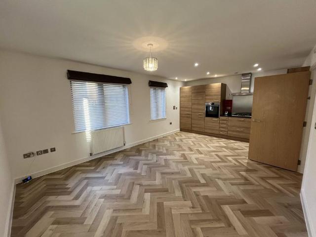 Apartment for rent in Navestock Side, Essex