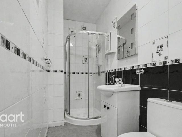 Flat for rent in Oldway, Livermead