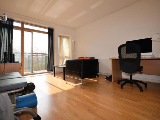 Apartment for rent in East Greenwich, Greater London