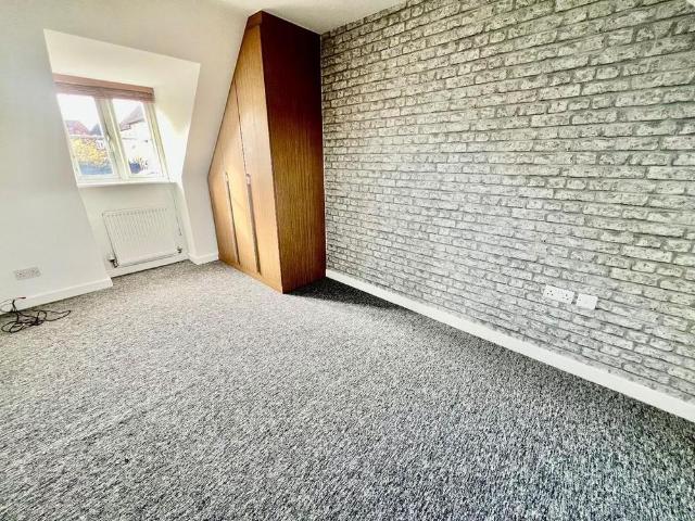 Apartment for rent in Desborough