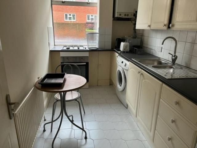 Apartment for rent in Guildford Park, Guildford