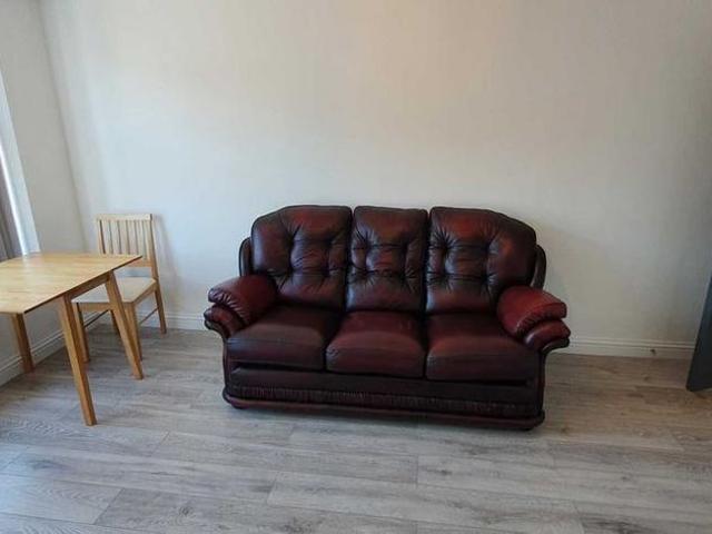 Apartment for rent in Plasnewydd, Falcon Lodge