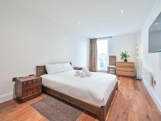 Apartment for rent in London Borough of Camden, Greater London