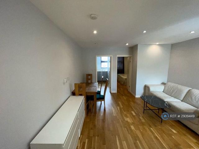 Flat for rent in London Borough of Croydon, Thornton Heath
