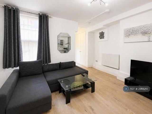 Apartment for rent in Bayswater, Greater London