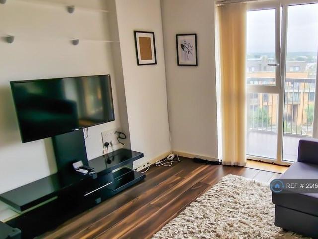 Apartment for rent in London Borough of Croydon, Waddon