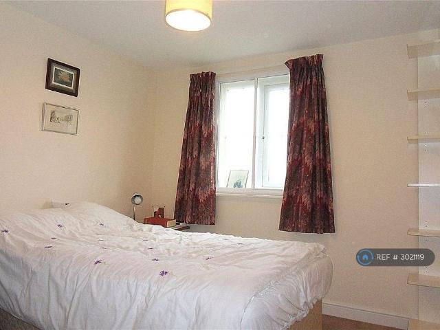 Apartment for rent in Lower Hopton, Mirfield