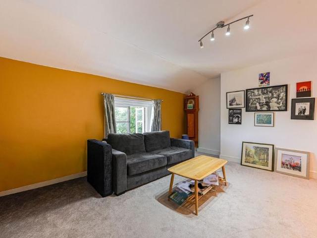 Apartment for rent in London Borough of Lewisham, New Cross
