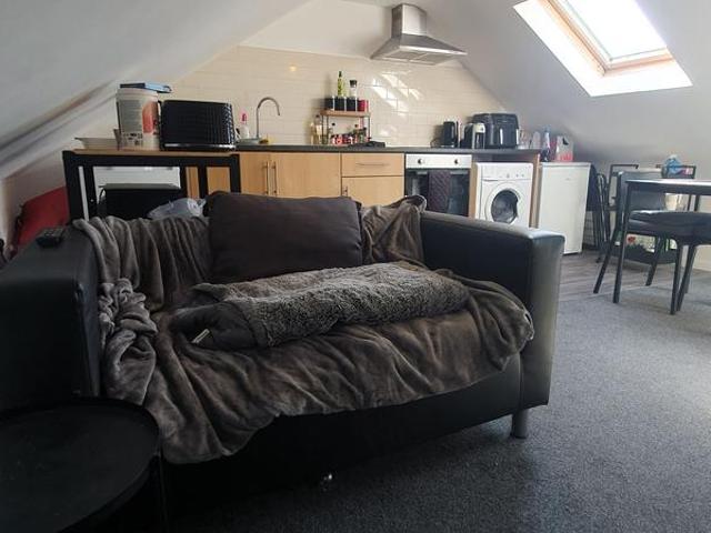 Flat for rent in Falcon Lodge, Wales