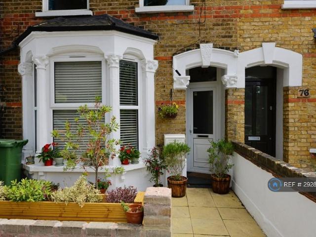 Flat for rent in Forest Gate, Greater London