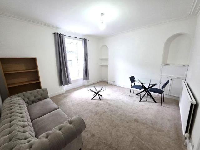 Apartment for rent in Ballindoch, Scotland