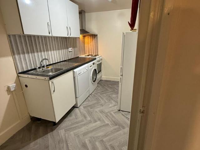 Flat for rent in Kings Heath, Wake Green